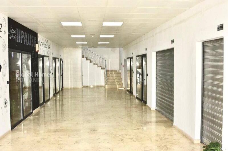 Colentina, spatiu comercial  P+1 et., 760 mp, activitati multiple.